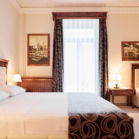 Hotel Villa Schubert Opatija Oda fotoğraf