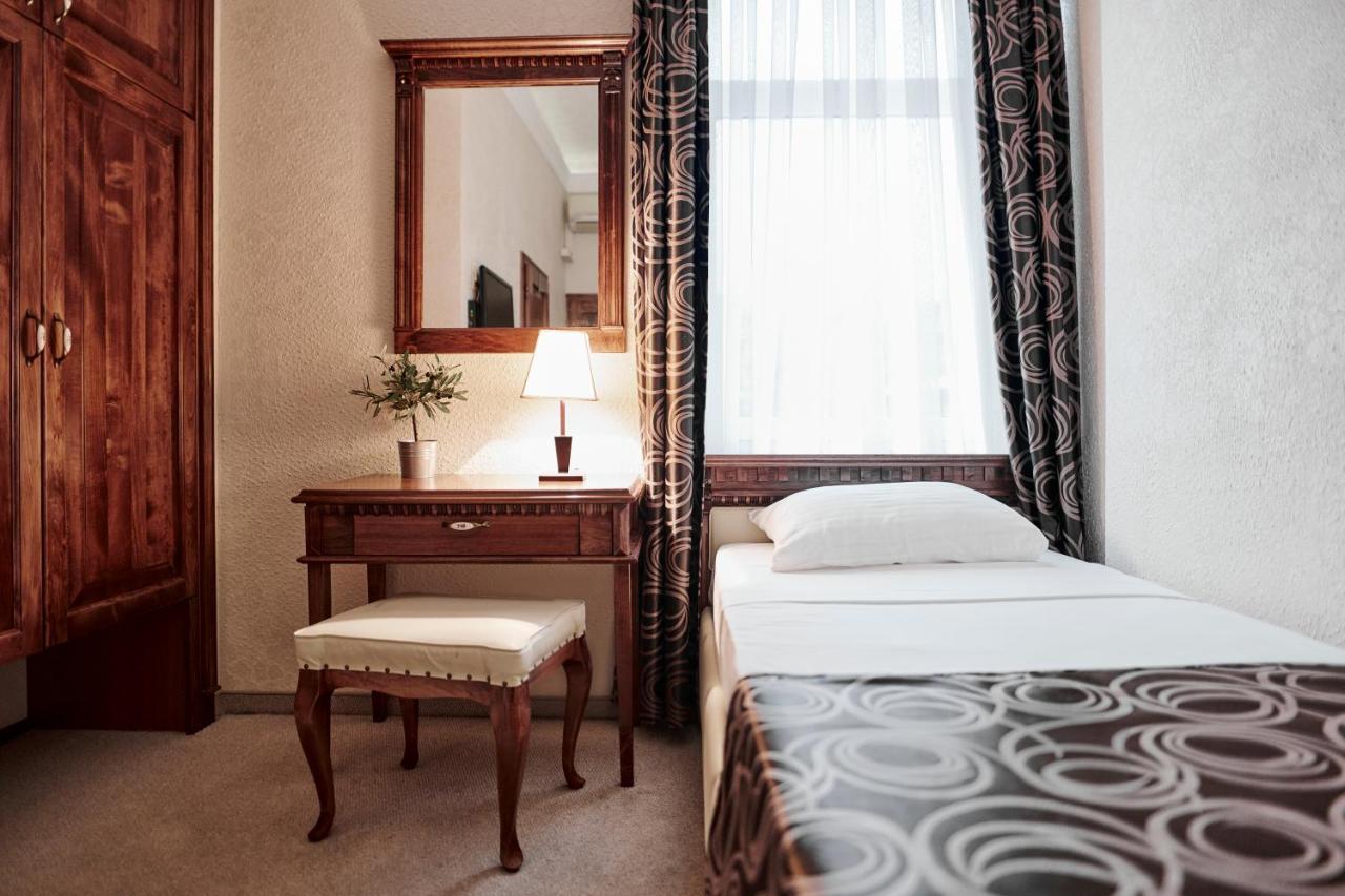 Hotel Villa Schubert Opatija Dış mekan fotoğraf