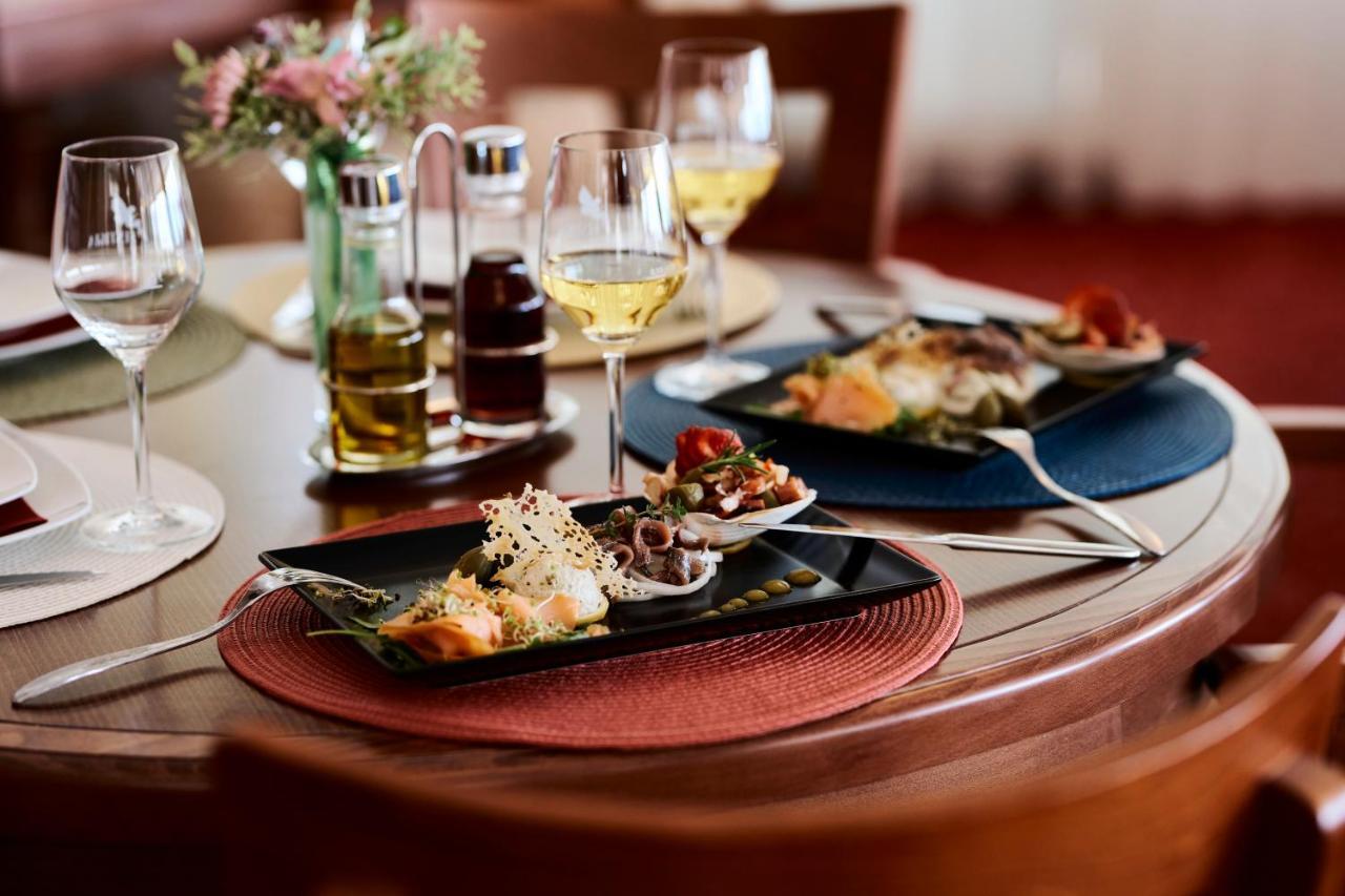 Hotel Villa Schubert Opatija Dış mekan fotoğraf